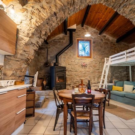 Petite Maison Pleine Nature La Bastide-Pradines Ngoại thất bức ảnh