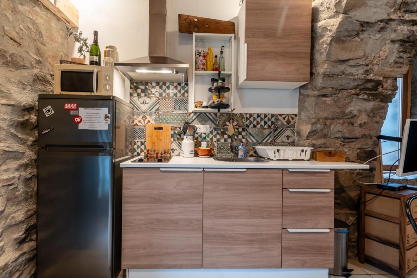 Petite Maison Pleine Nature La Bastide-Pradines Ngoại thất bức ảnh